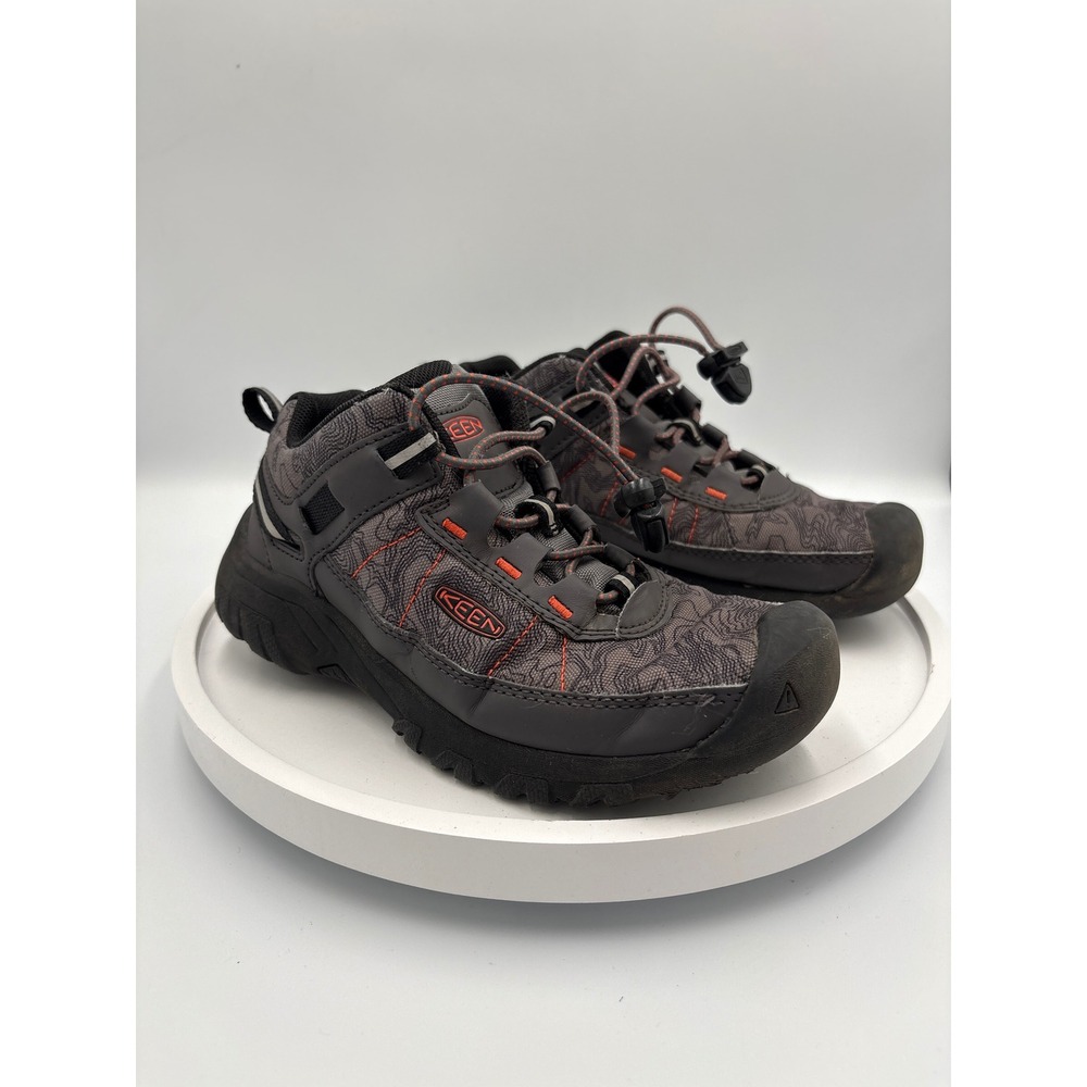 KEEN Wanduro Low Hiking Shoes Size 1 Gray Orange Gorpcore Trail Bungee 1026064